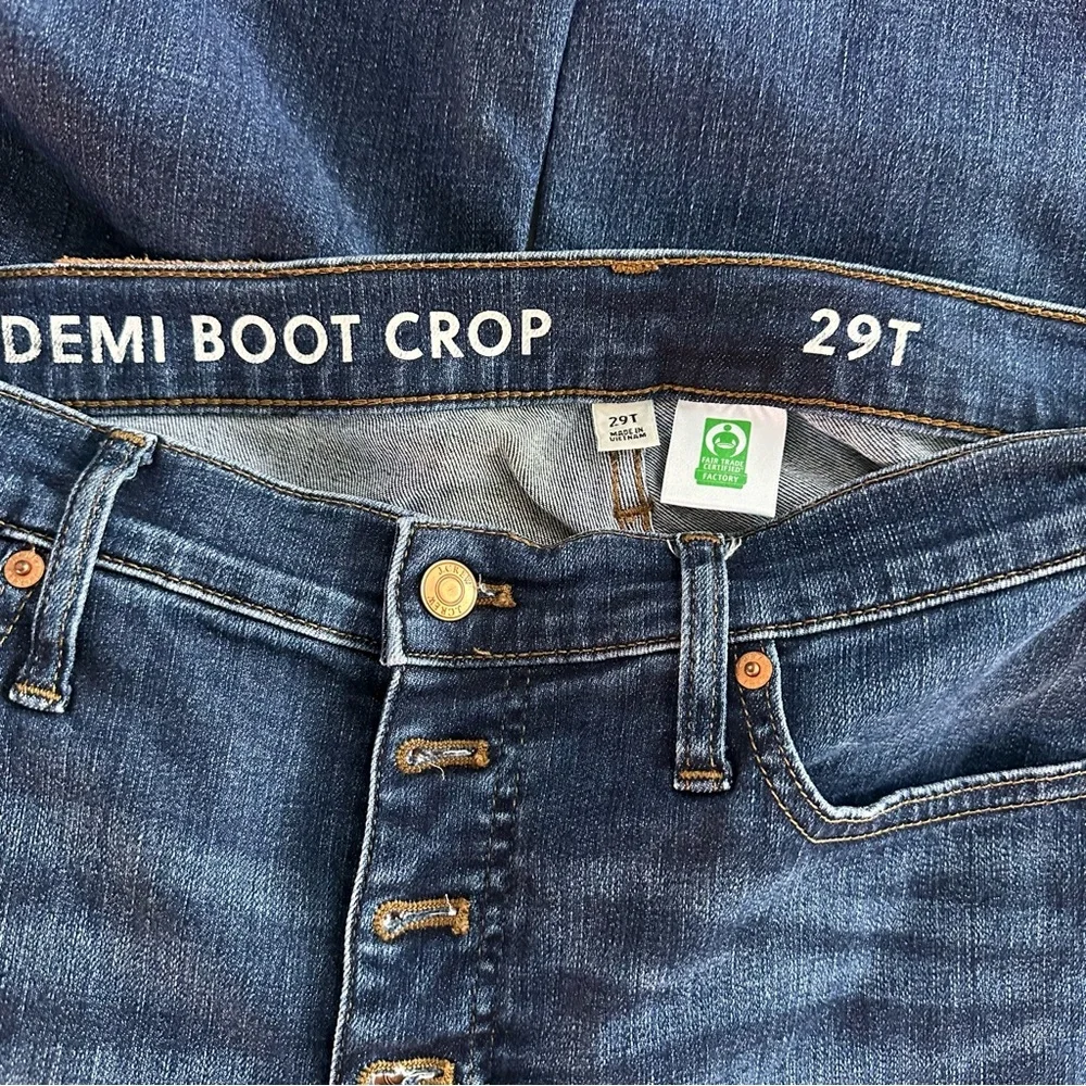 J.Crew Dark Wash Demi Boot Crop Jeans – Raw Hem, Bottom Fly, Size 29‎ Tall